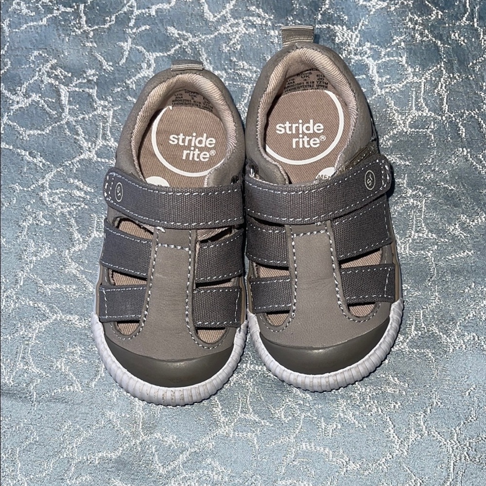 Stride Rite Gray Sneakers with Velcro Closure and Sturdy Design